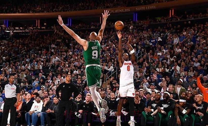 美记:尼克斯半场丢75分,过去1个月防守效率联盟倒数第二 美记:尼克斯半场丢75分,过去1个月防守效率联盟倒数第二